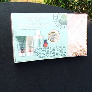 Tuscan Hills 4Pc Luxury Spearmint & Argan Oil Body Wash GiftSet - Green and Gold